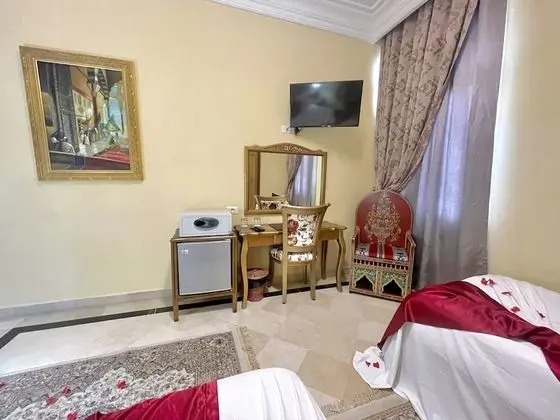 Üç Kişilik Oda