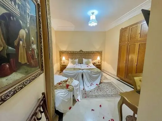 Üç Kişilik Oda
