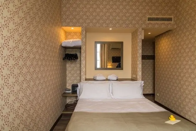Deluxe Tek Büyük Yataklı Oda, Göl Manzaralı