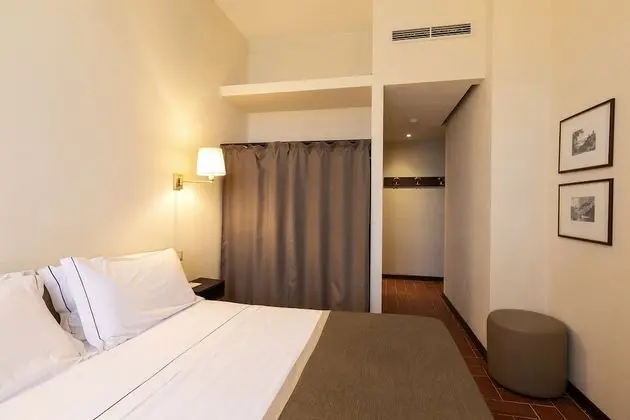 Deluxe Tek Büyük Yataklı Oda, Göl Manzaralı