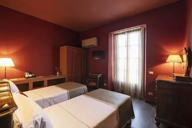 Deluxe Tek Büyük Yataklı Oda, Göl Manzaralı