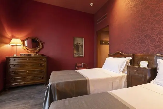 Deluxe Tek Büyük Yataklı Oda, Göl Manzaralı