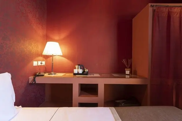 Deluxe Tek Büyük Yataklı Oda, Göl Manzaralı