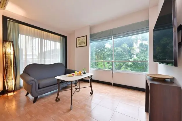 Royal Suite With Breakfast Twin Bed