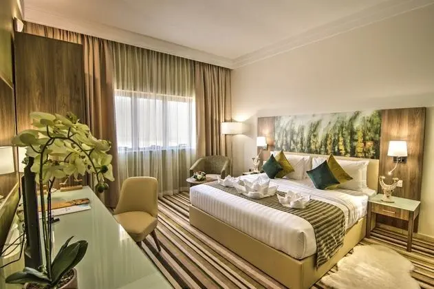 Deluxe Tek Büyük Yataklı Oda, 1 Çift Kişilik Yatak, Balkon
