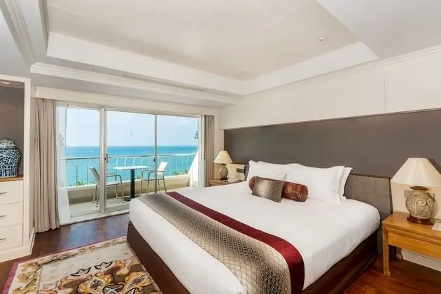 One Bedroom Royal Wing Suite