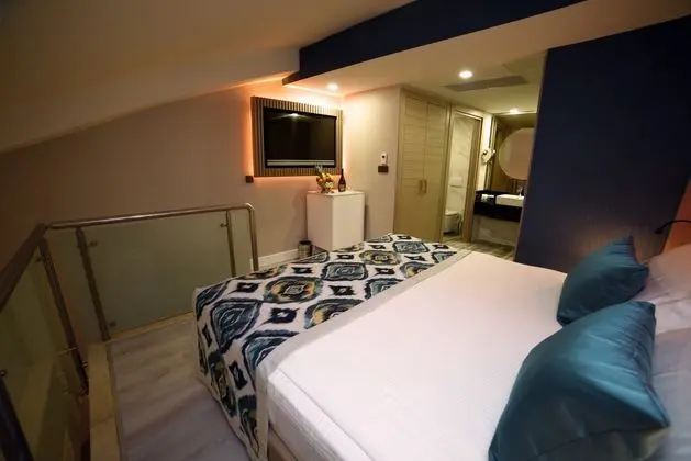 https://imagessl.etstur.com/files/images/hotelImages/TR/51749/l/Royal-Wings-Hotel-Oda-282034.jpg