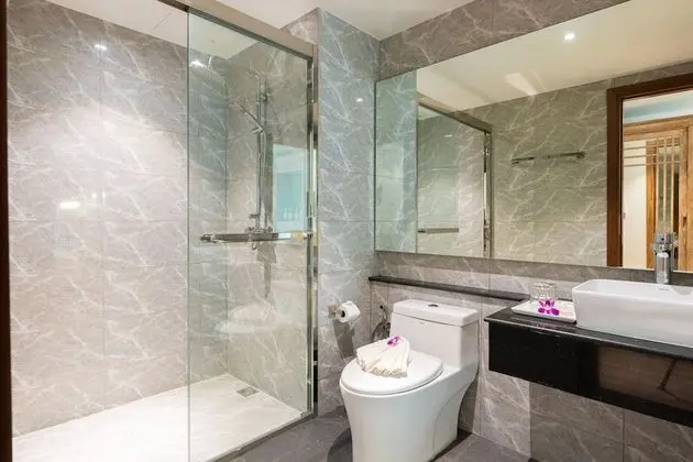 Grand Deluxe Pool Access Room