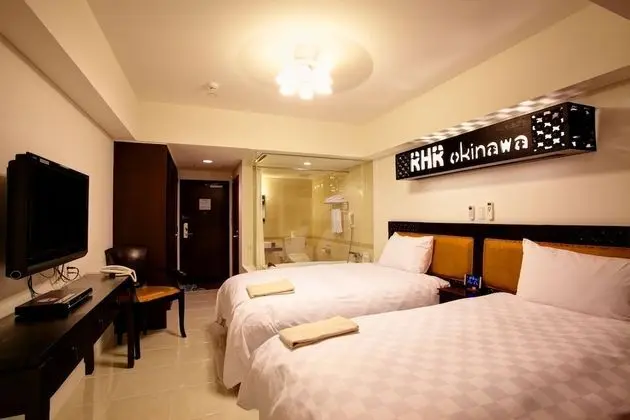 Royal Oda, Sigara İçilmez (Cleaning Every Other Day)
