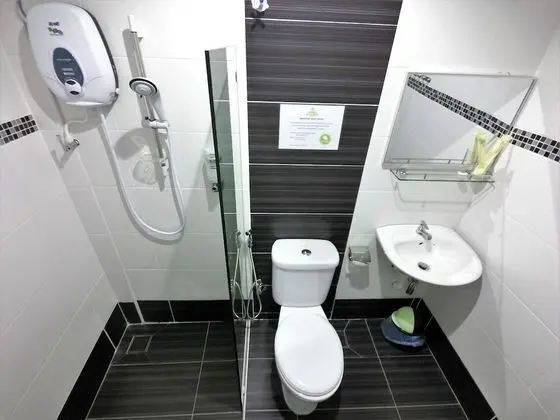 Deluxe Oda, 1 En Büyük (King) Boy Yatak, Penceresiz