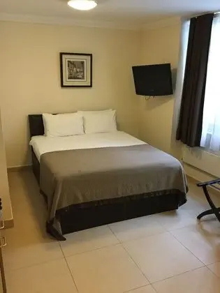 Standard Üç Kişilik Oda
