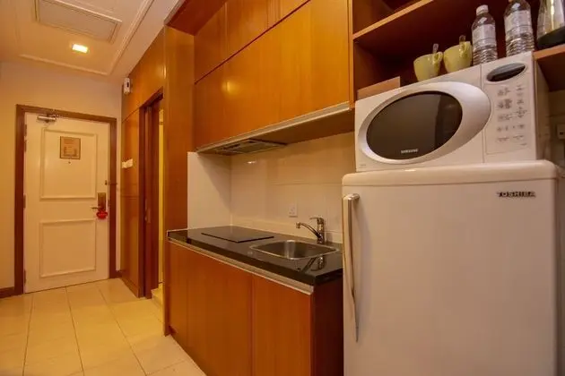 Studio Apartment