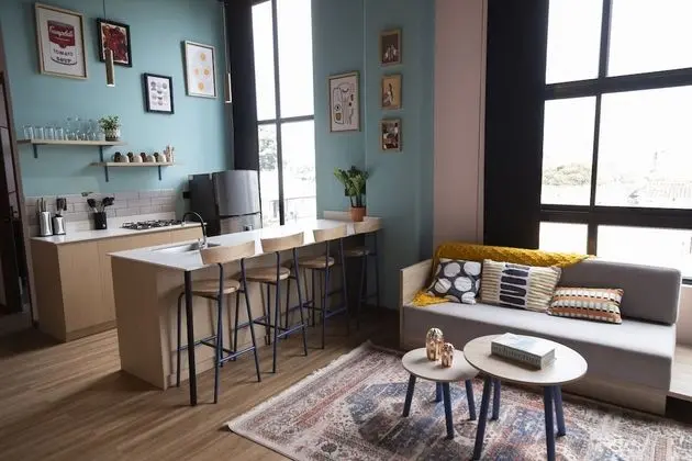 Apart Daire, Avlu Manzaralı
