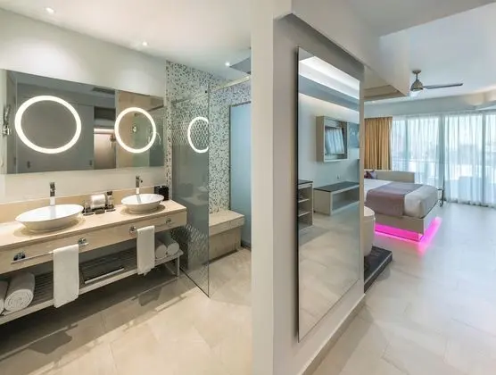 Luxury Junior Suite Diamond Club