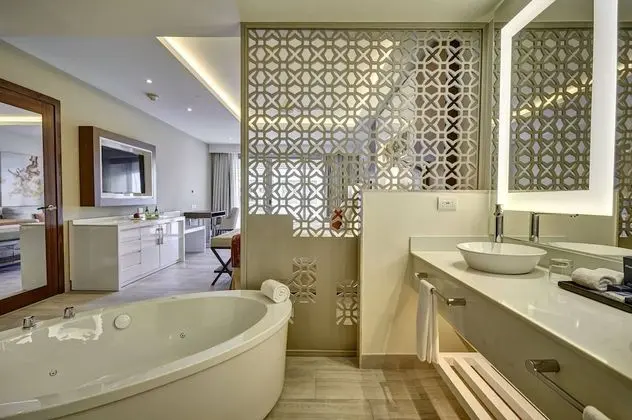Luxury Junior Suite Ocean View