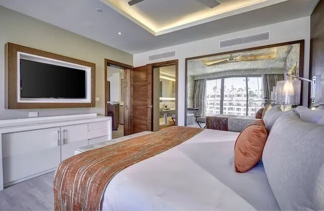 Luxury Presidential One Bedroom Suite
