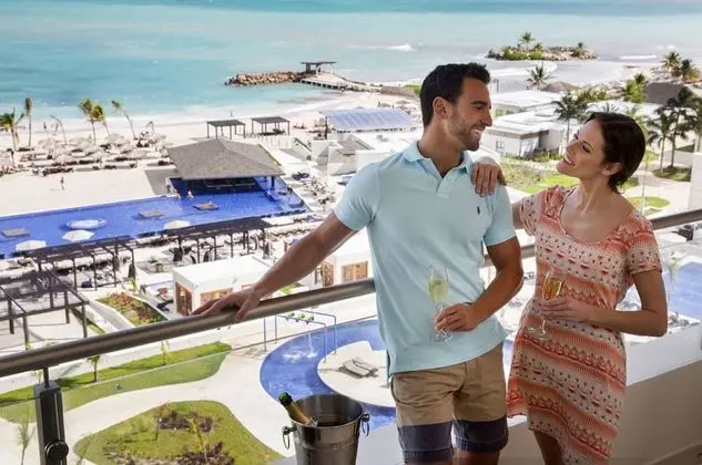 Luxury Chairman Three Bedroom Suite Ocean View Diamond Club