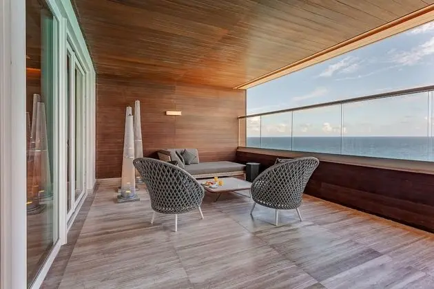 Luxury Chairmans Four bedroom Suite Ocean Front Diamond Club