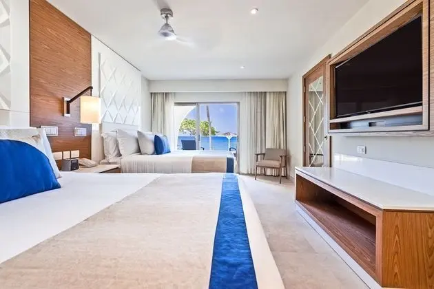 Luxury Ocean View Room
