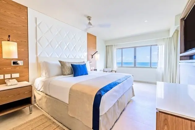 Luxury Ocean View Room