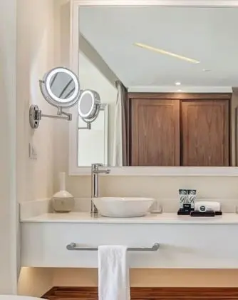 Luxury Presidential Ocean View One bedroom Suite Diamond Club