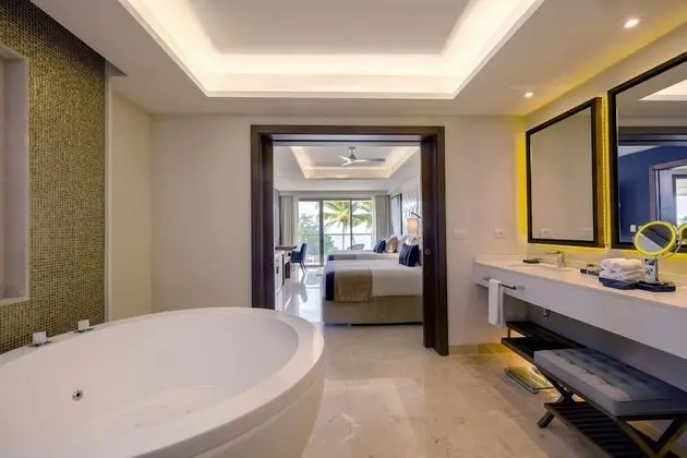 Luxury Presidential Ocean View Two Bedroom Suite Diamond Club