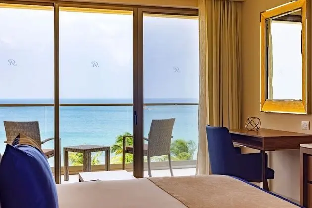 Luxury Room Ocean Front