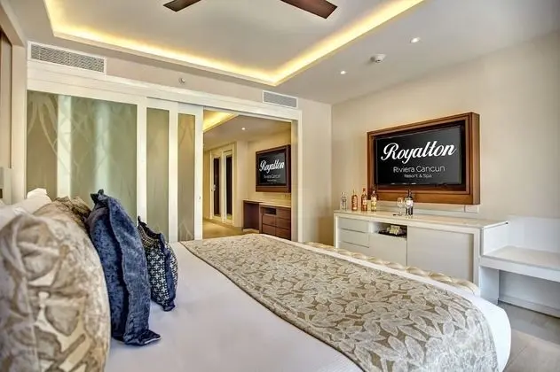 Luxury Family Suite Ocean View