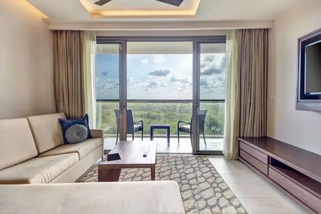Luxury Presidential One Bedroom Suite Diamond Club