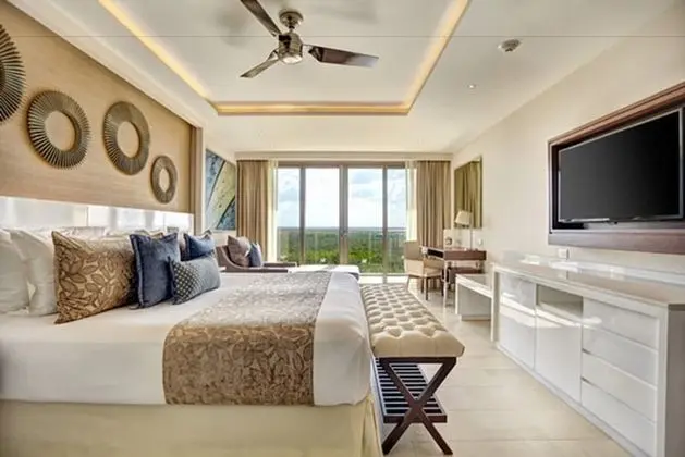 Luxury Presidential One Bedroom Suite Diamond Club