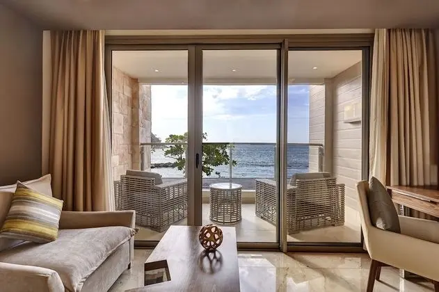 Luxury Chairman Two Bedroom Suite Ocean Front Diamond Club