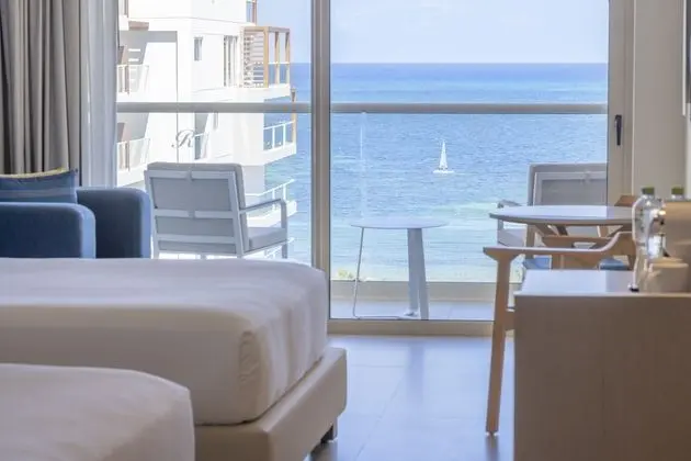Two Bedroom Luxury Junior Suite Ocean Front Diamond Club