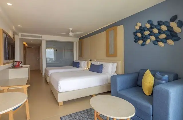 Two Bedroom Luxury Junior Suite Ocean Front Diamond Club