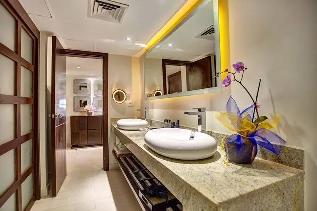 Family Jacuzzi Suite Ocean View