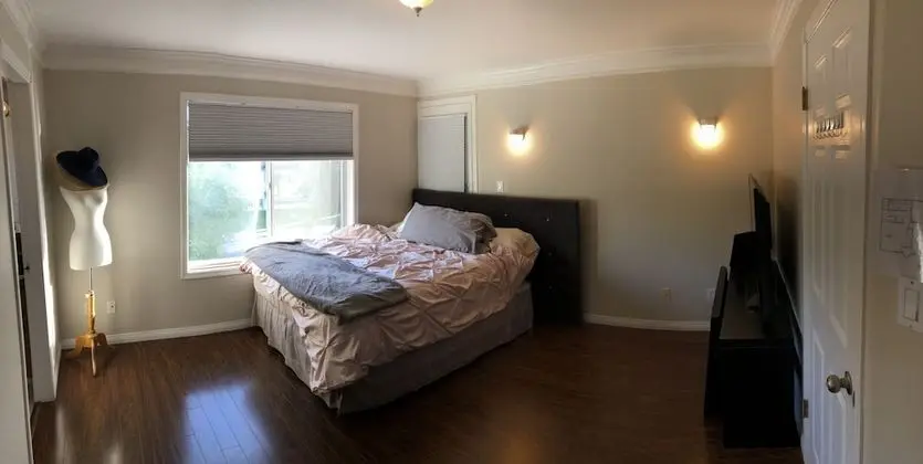 Royalty Queen Bed