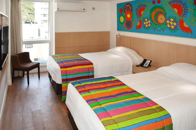 Luxury Tek Büyük Yataklı Oda