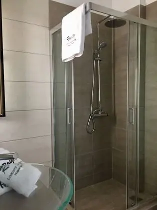 Deluxe Stüdyo Süit