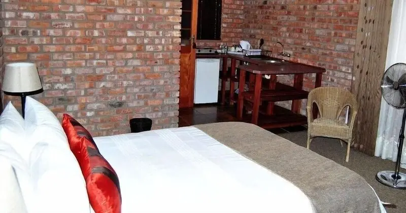 Tek Büyük Yataklı Oda (Self Catering)