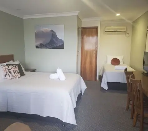 Standard Oda, Sigara İçilmez (Twin room)