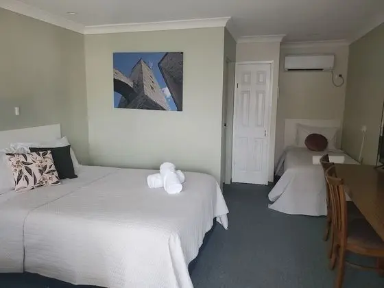 Standard Oda, Sigara İçilmez (Twin room)