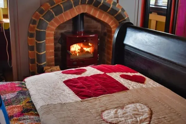 Luxury Oda, 1 En Büyük (King) Boy Yatak, Özel Banyo, Park Manzaralı