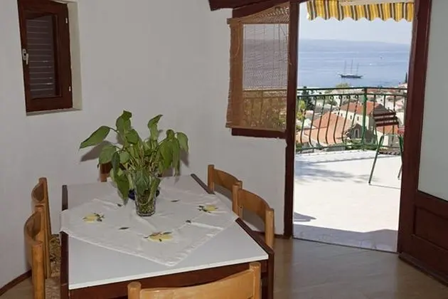 Apart Daire (Roza - 200 m from sea - A2(4+2))