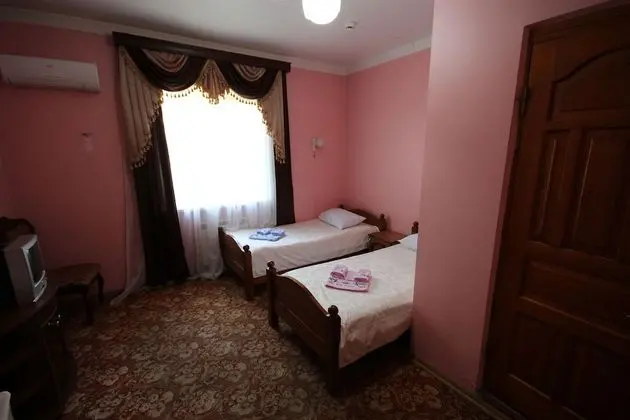 Standard Tek Büyük veya İki Ayrı Yataklı Oda