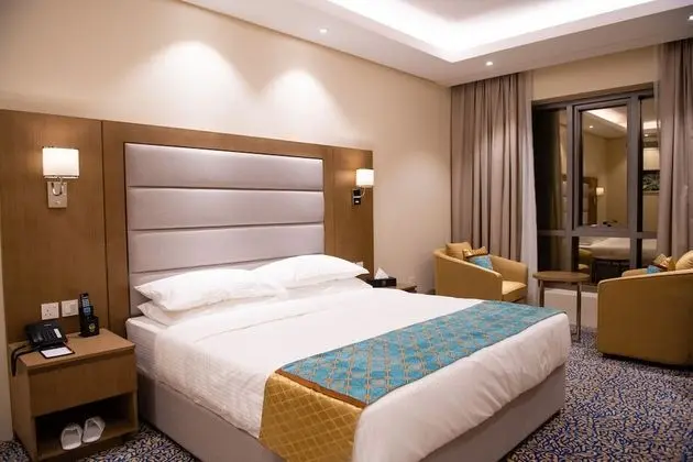 Deluxe Tek Büyük Yataklı Oda
