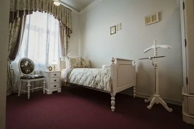 Superior Business Room