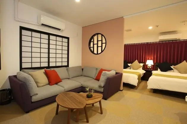 Deluxe Üç Kişilik Oda (3 Double Beds)