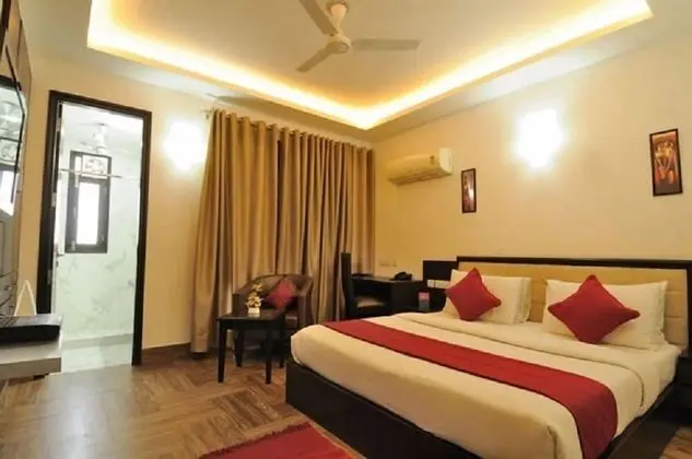 Luxury Tek Büyük Yataklı Oda