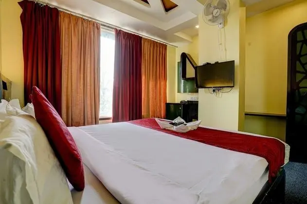 Deluxe Tek Büyük Yataklı Oda, 1 Büyük (Queen) Boy Yatak, Şehir Manzaralı