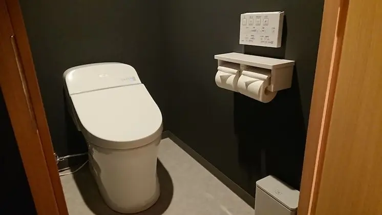 Tek Büyük Yataklı Oda, Sigara İçilmez