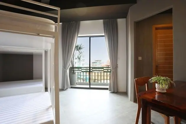 Ortak Ranzalı Oda, Karma Ranzalı Oda (1 Bed in 4-Bed)